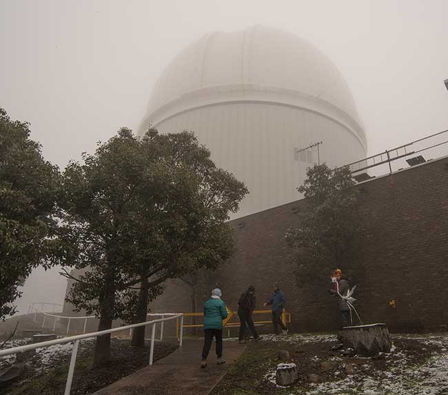 Siding Spring Observatory in the snow